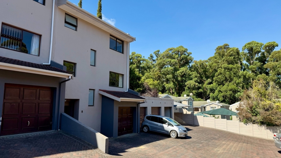 3 Bedroom Property for Sale in Worlds View Western Cape